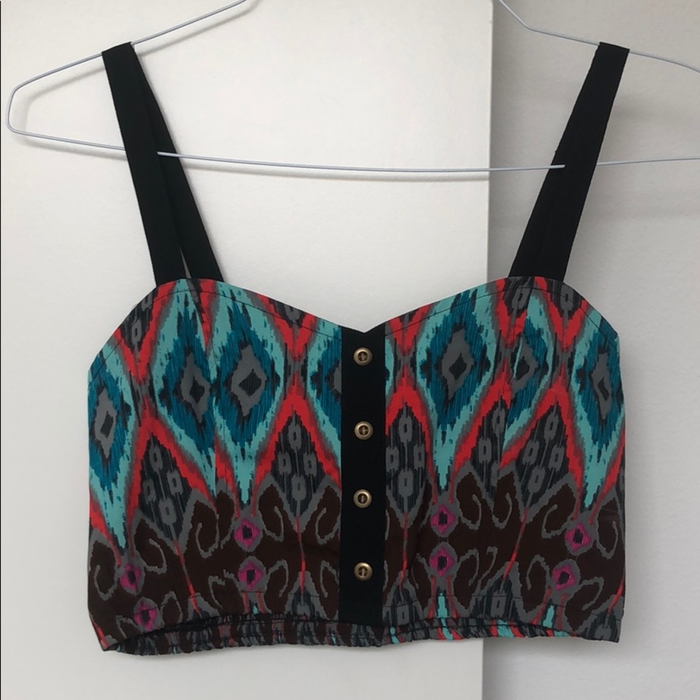 Crop top